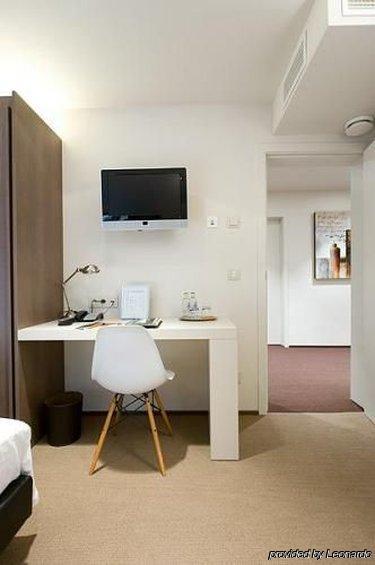Boutique Hotel Noah Kasterlee Exterior photo